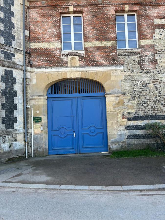 Les Apparts Du Phare Honfleur Exterior foto